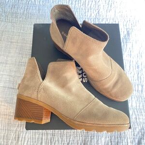 Sorel Cate Cut Out Heeled Ankle Boots Ash Brown Size 10